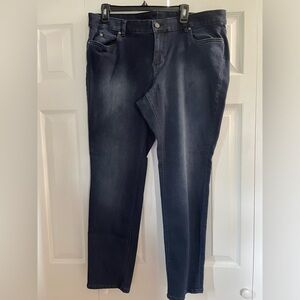 Vince Camuto 16W Jean - EUC